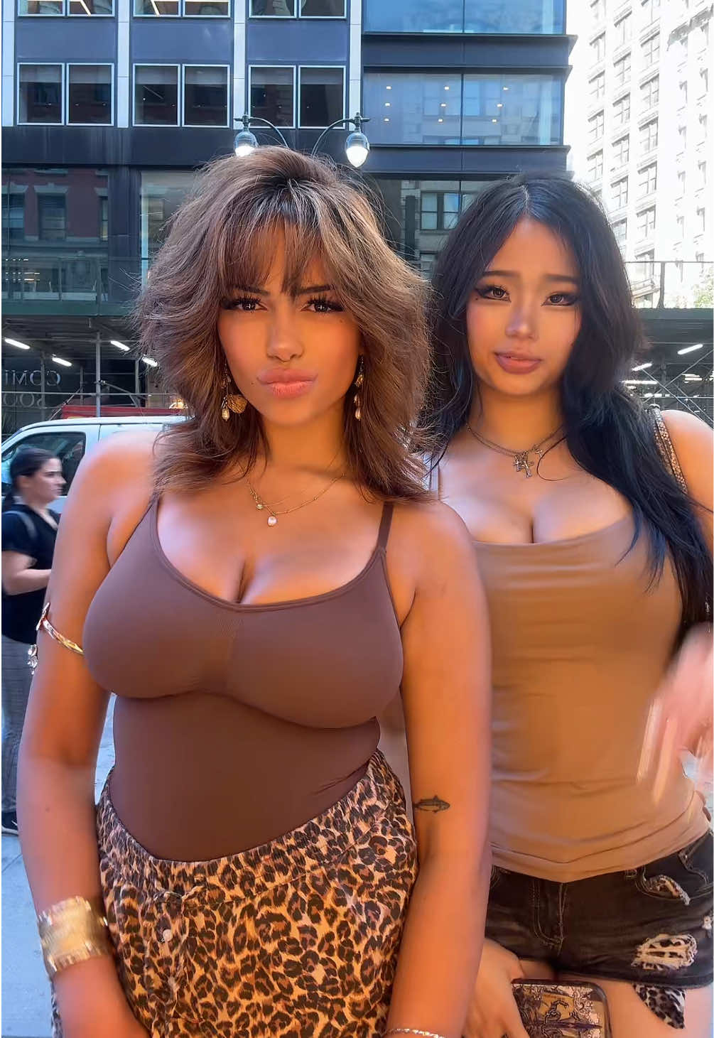 @༯