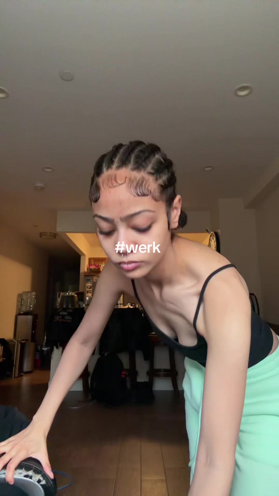 @🧚🏼&zwj;♀️