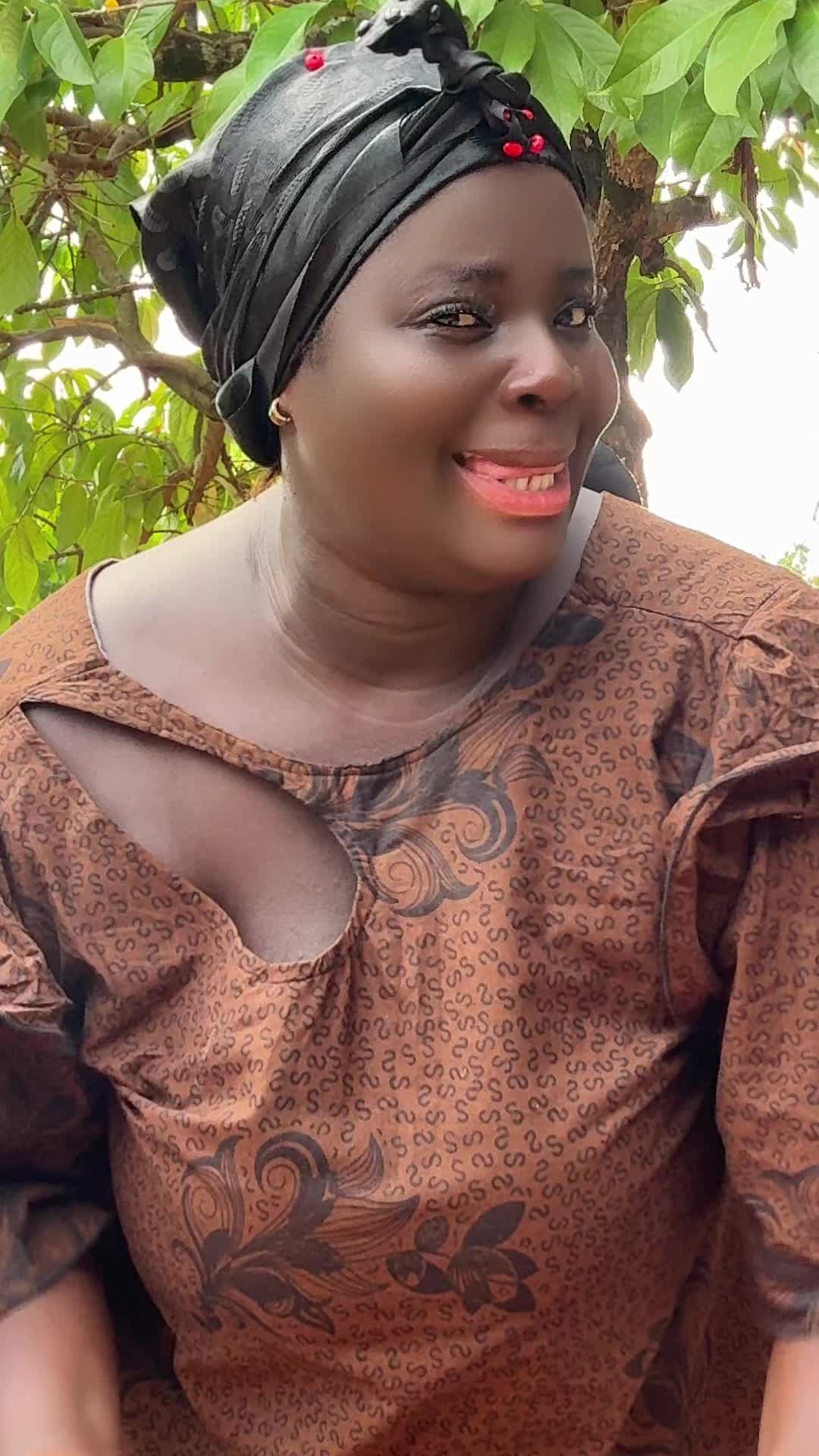 @Charlotte Tano🇨🇮♥️🇬🇭♥️🇨🇦