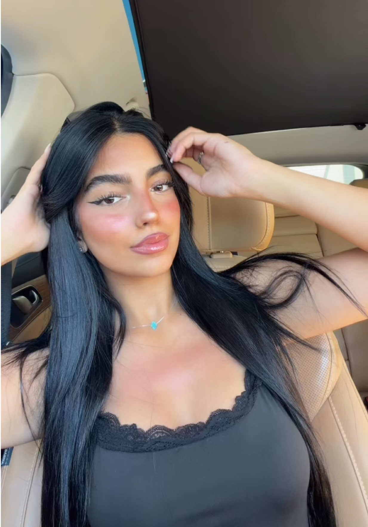 @ELIYA🦋