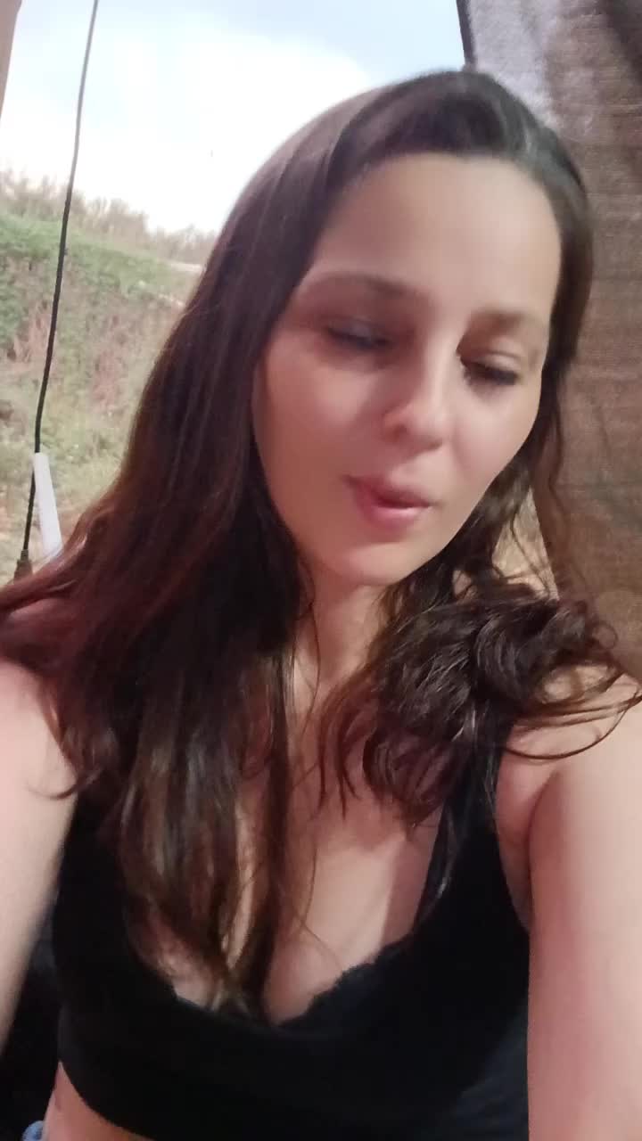 @Nikki smokealot