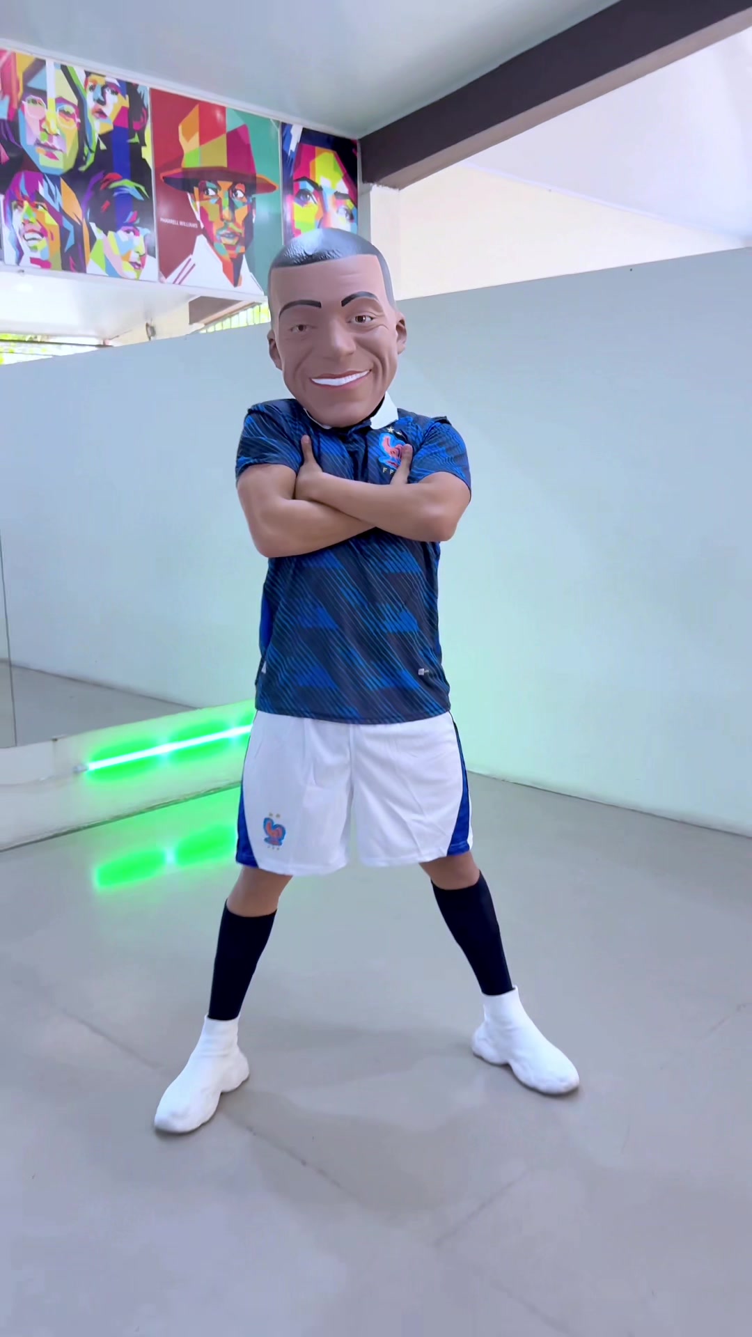 @🕺🏻Henry Urías 🇸🇻