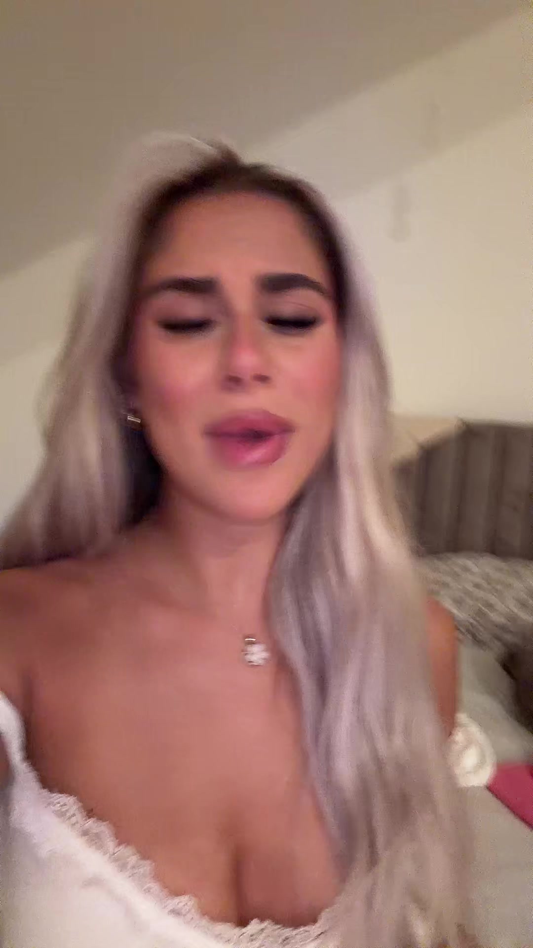 @Ines