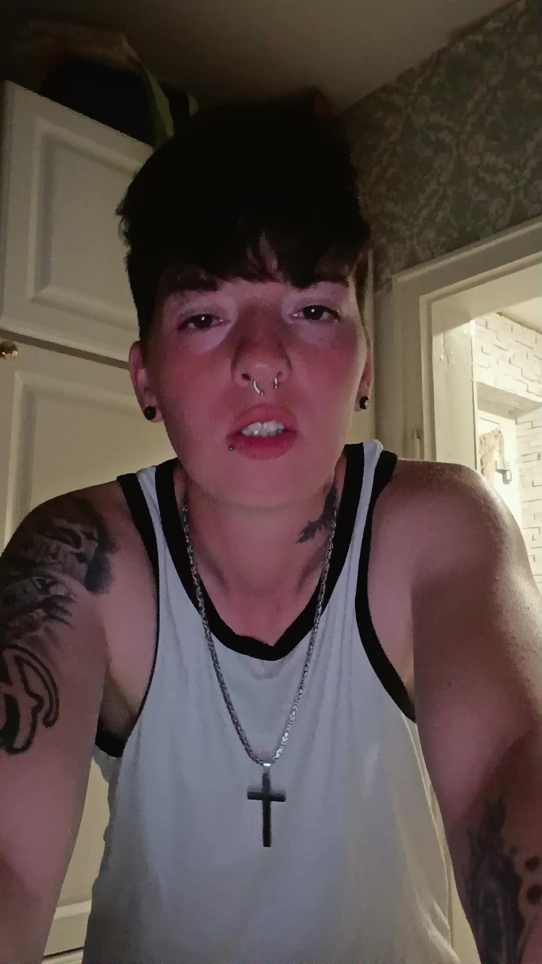 @Kingslowly