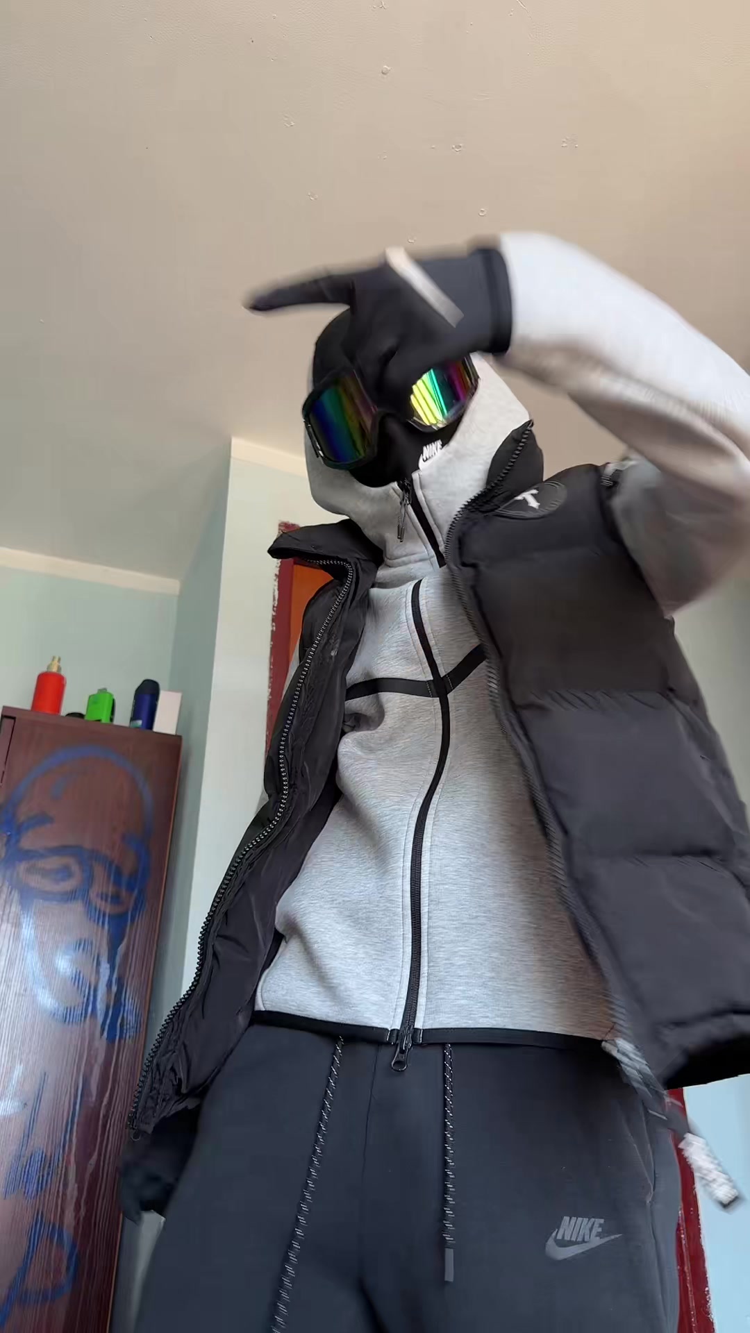 @100🗣️