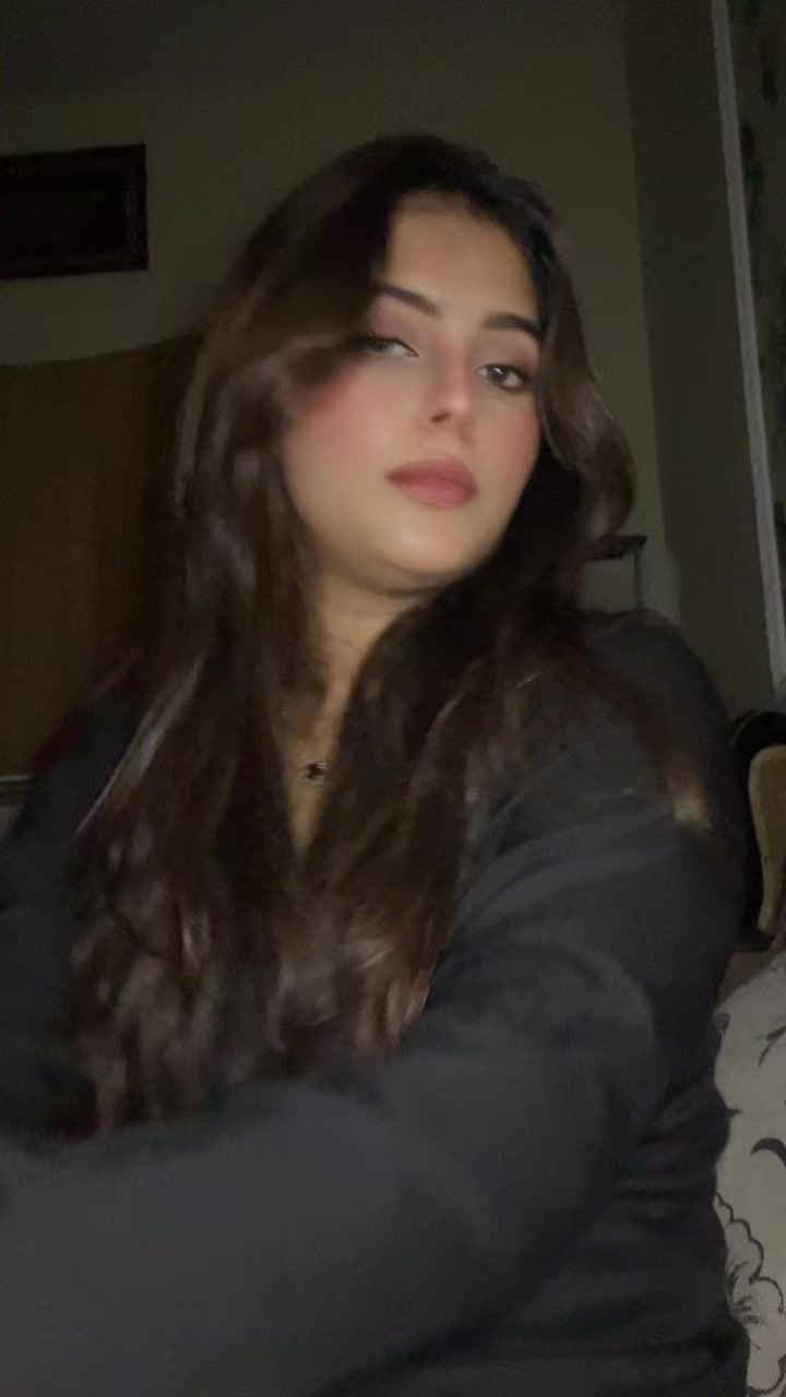 @catykhan5