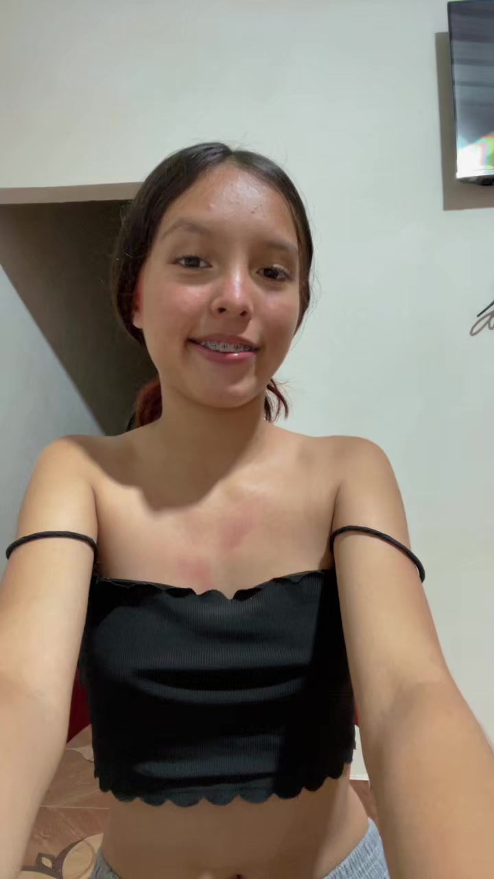 @𝓝𝓸𝓮👧🏻🎀