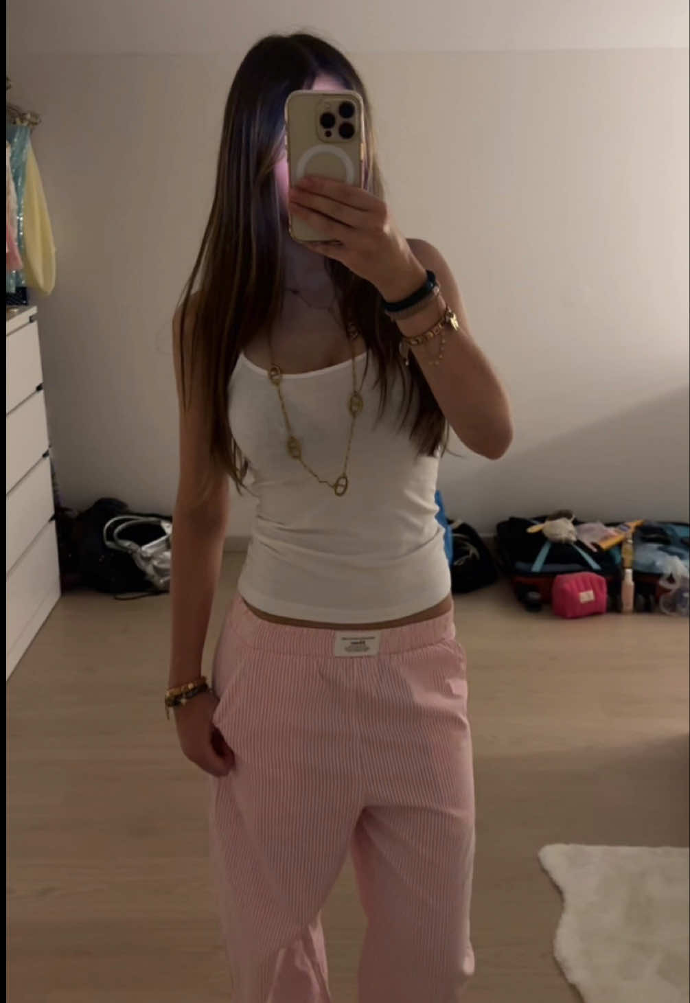 @𝑠𝑜𝑓𝑖𝑎