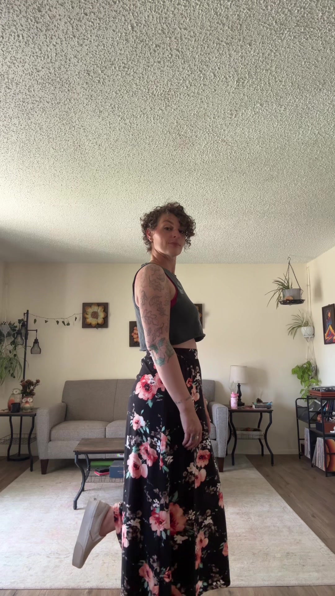 @Myr