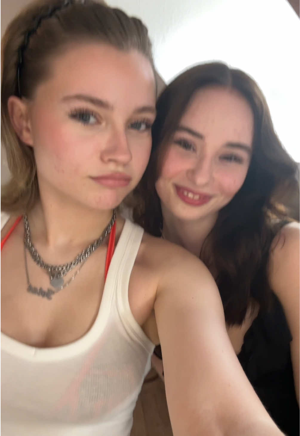 @Alina & Frieda