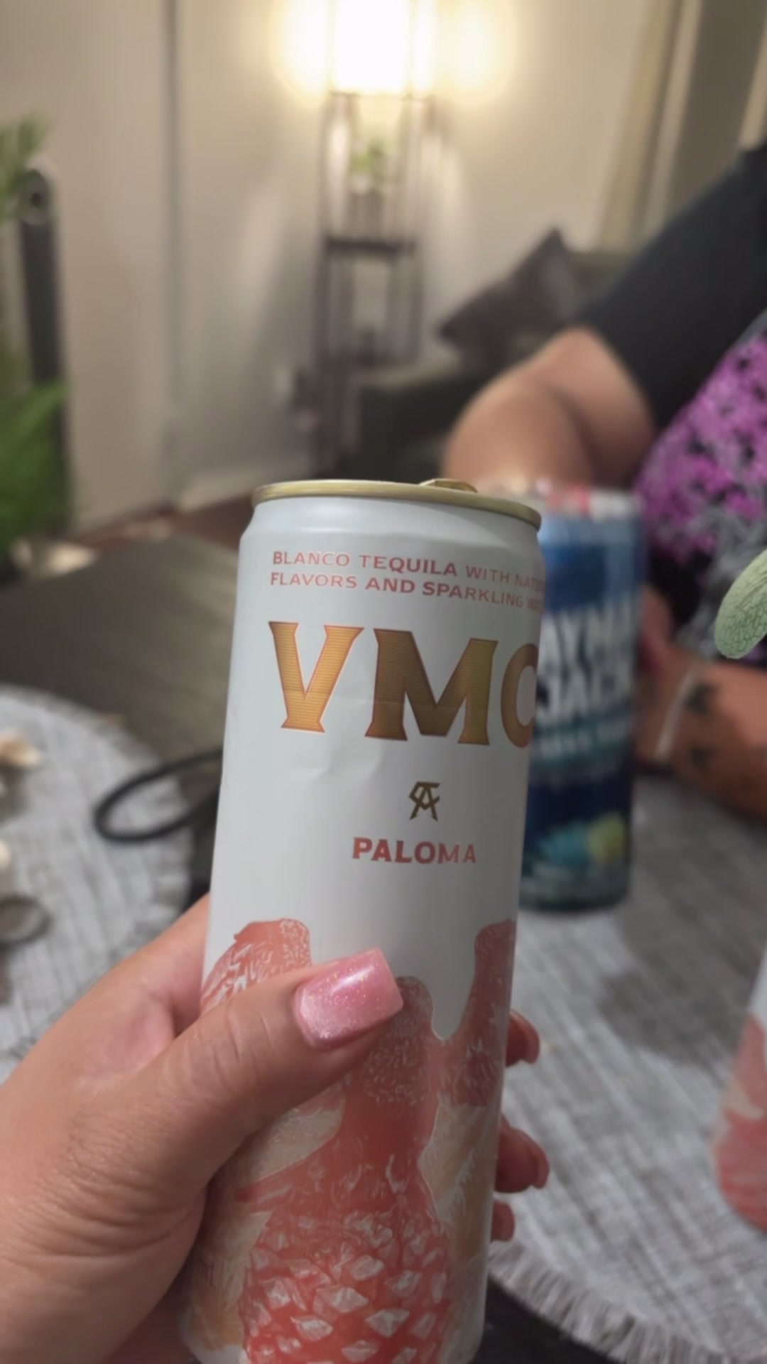 @Mora87