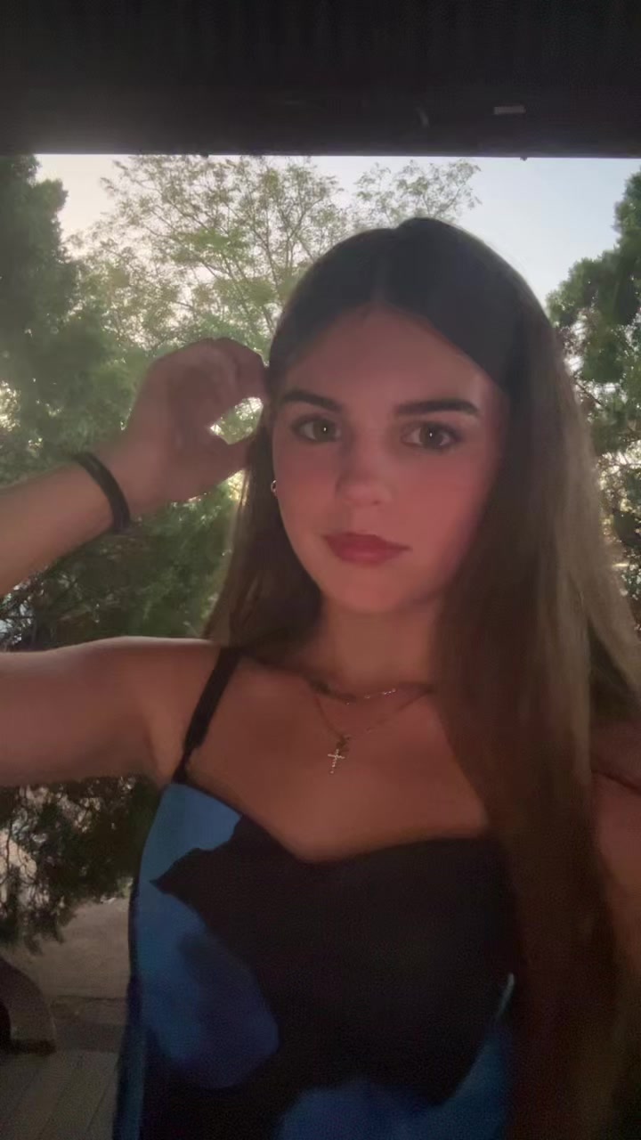 @lillyhurrell