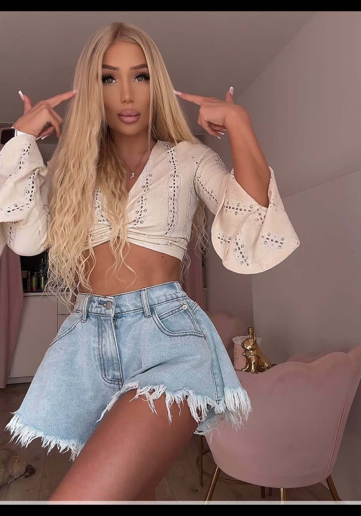 @RitaTheBlonde