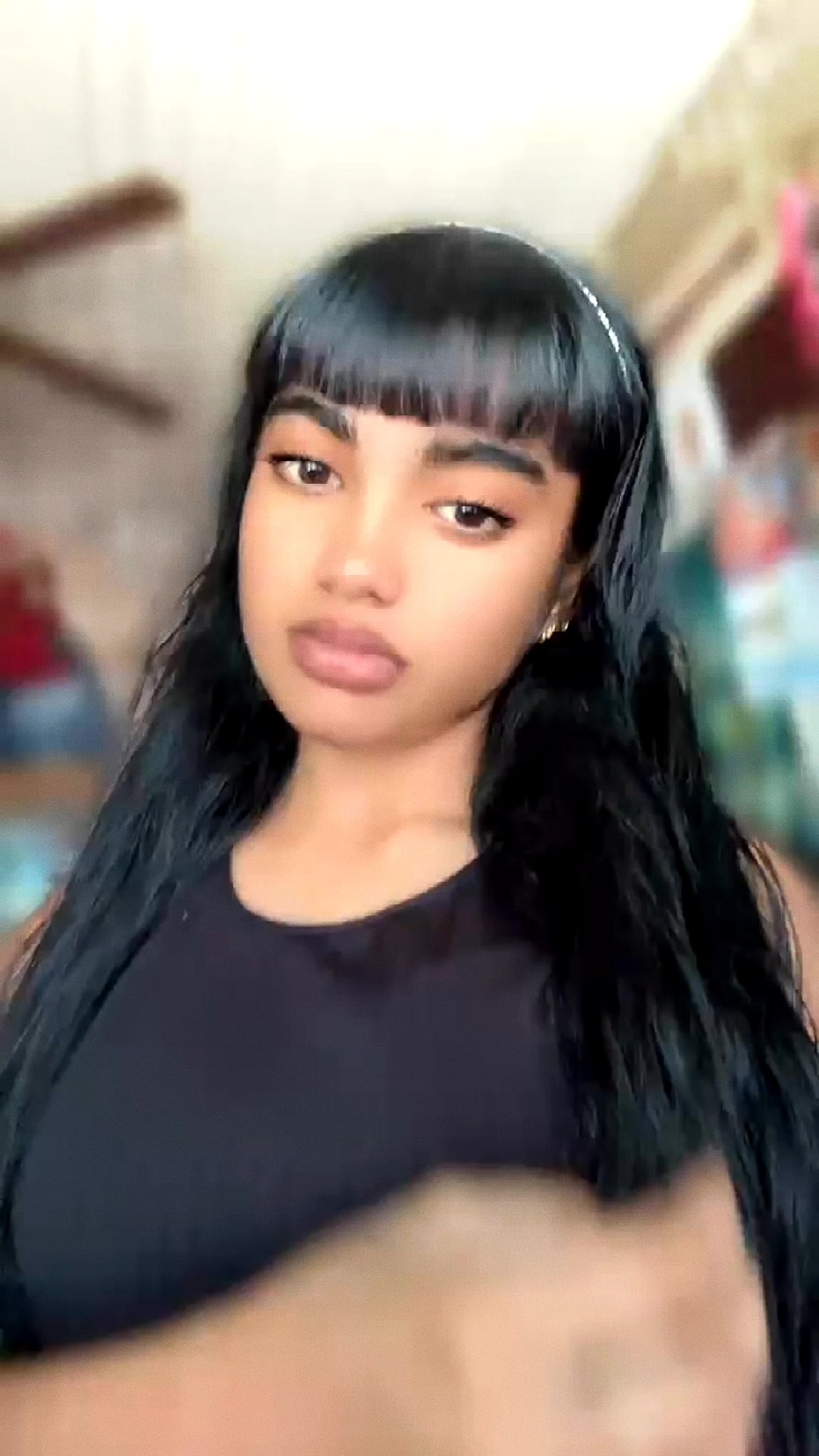 @👑𝐏𝐑𝐄𝐓𝐓𝐘👑