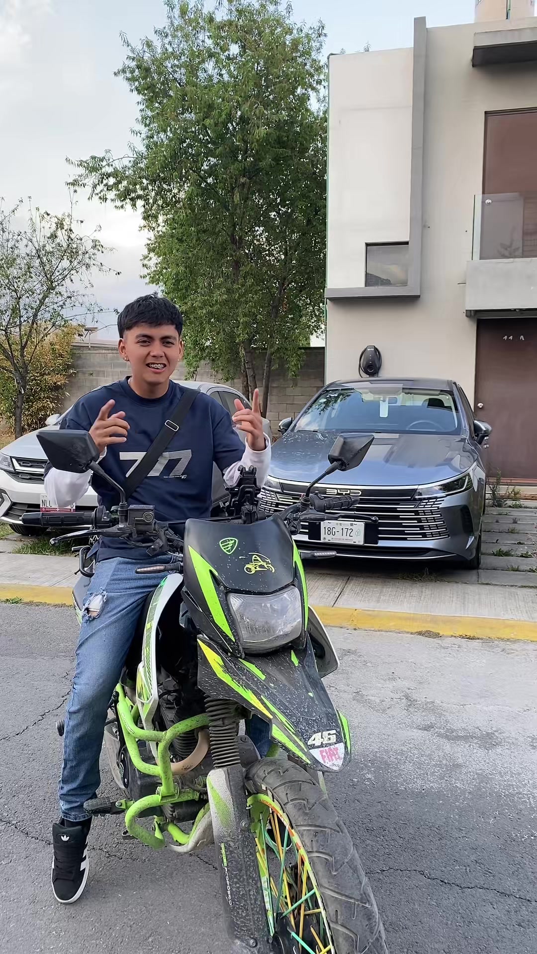 @LuisMartinez