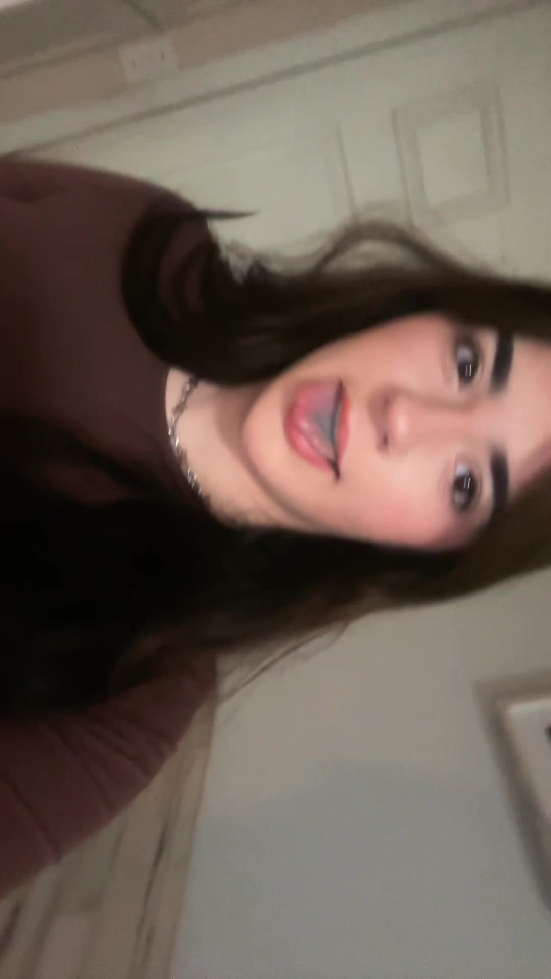 @️