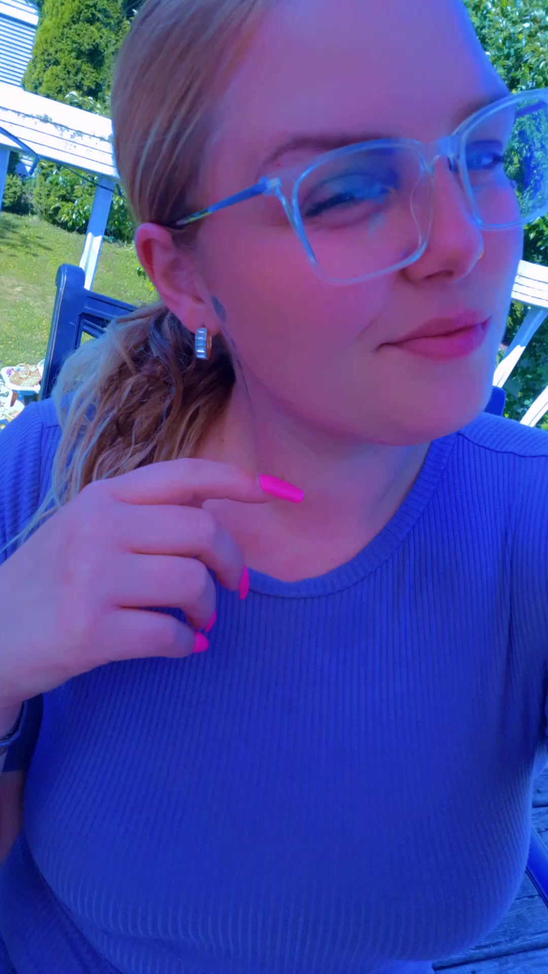 @DeeZee*