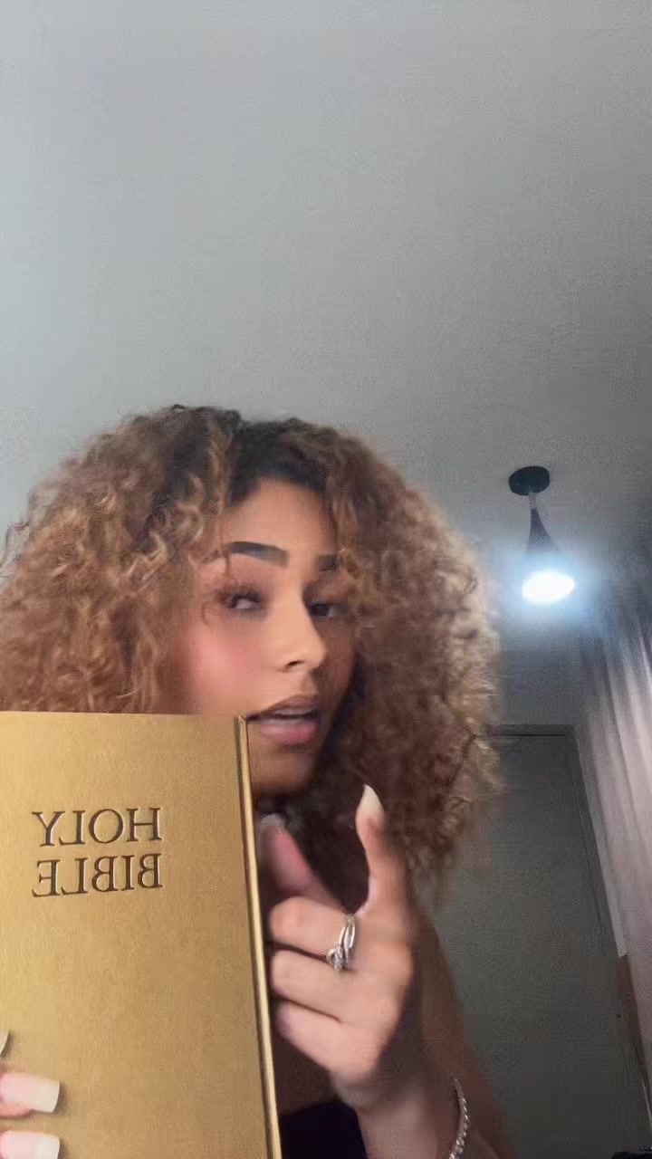 @Keyaraaa