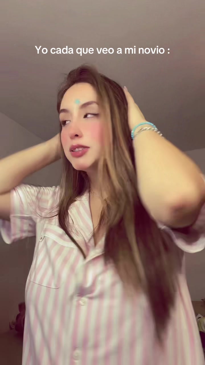 @Camil🦋