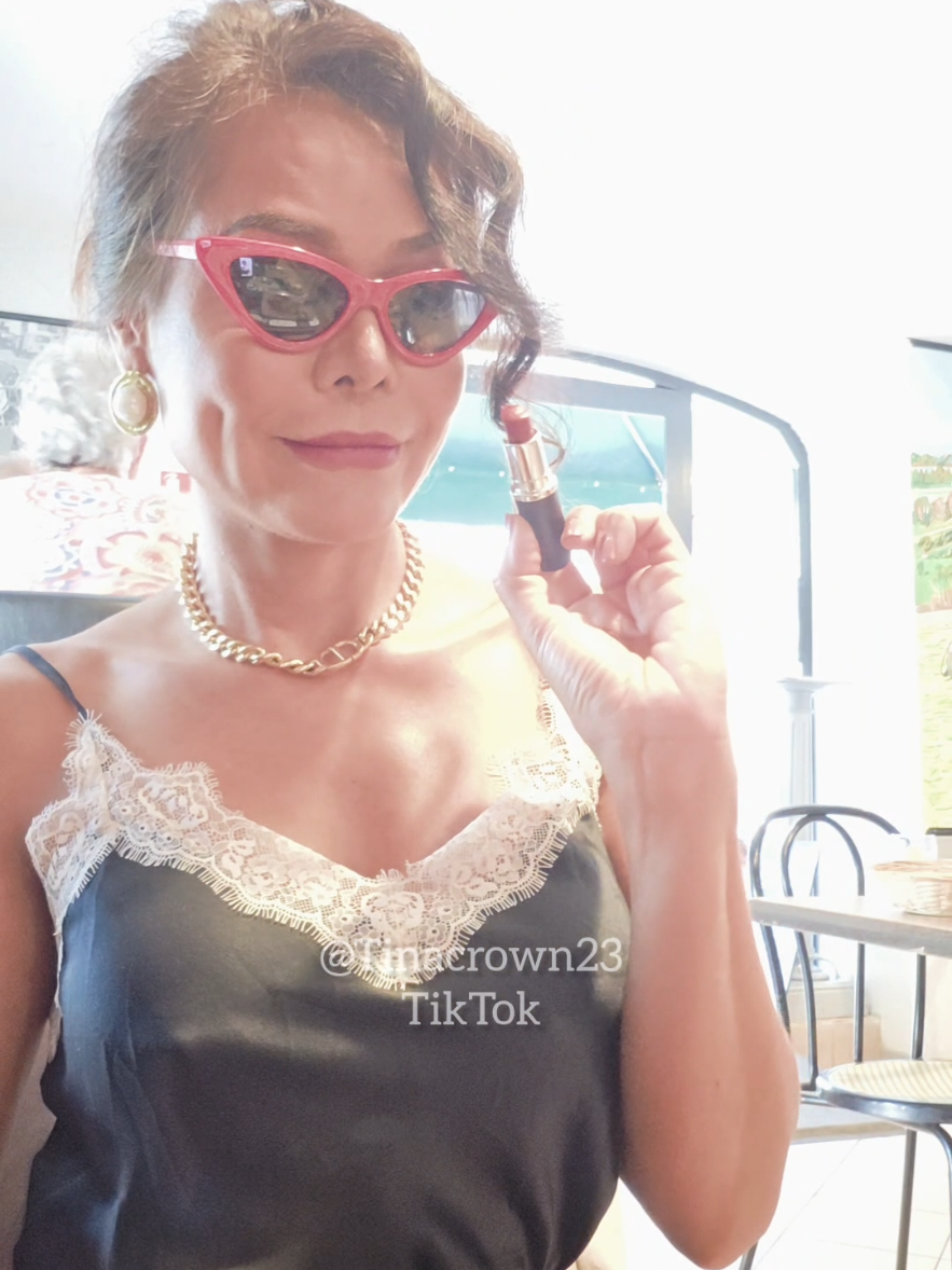 @Tinacrown23