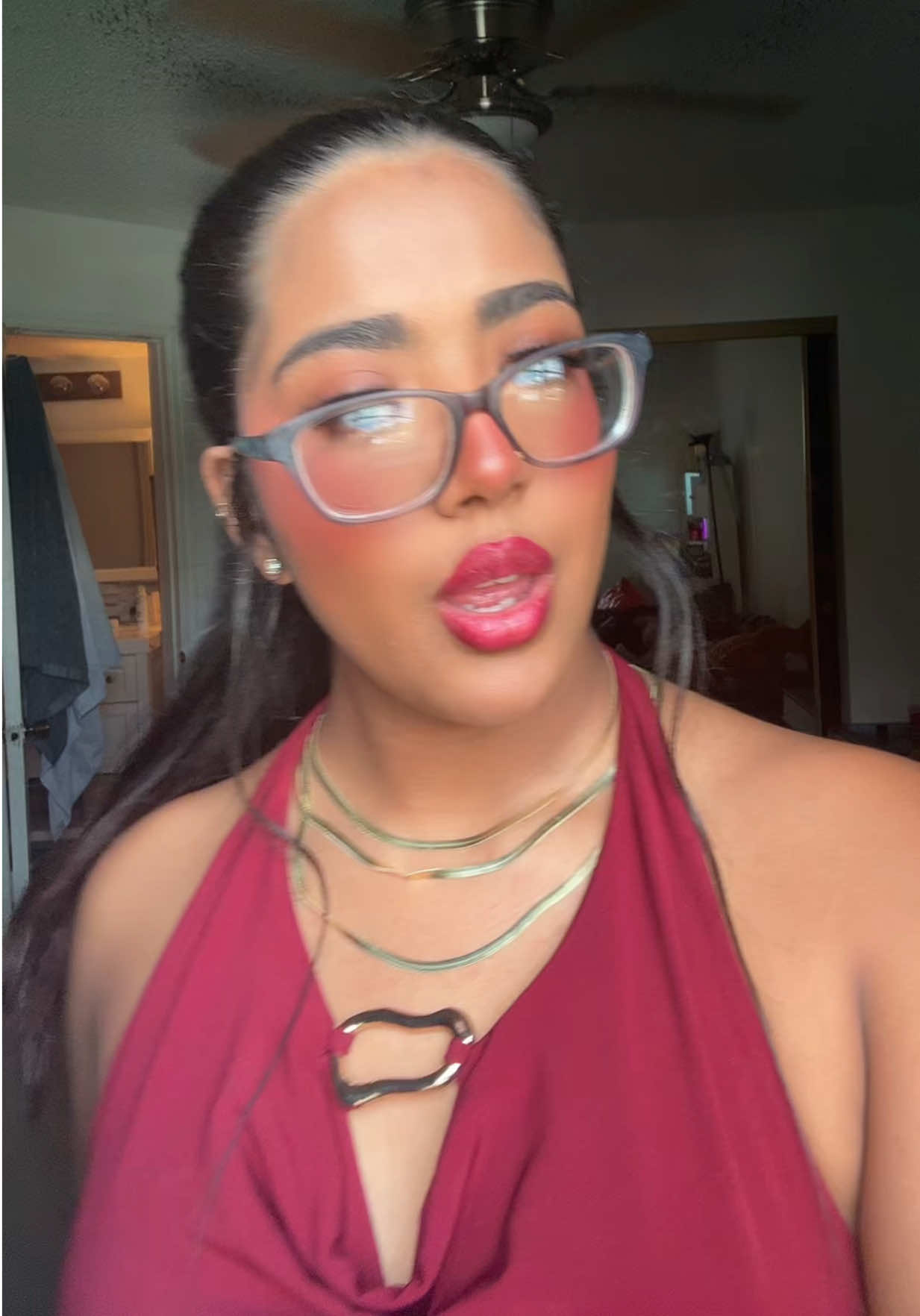 @Yvls
