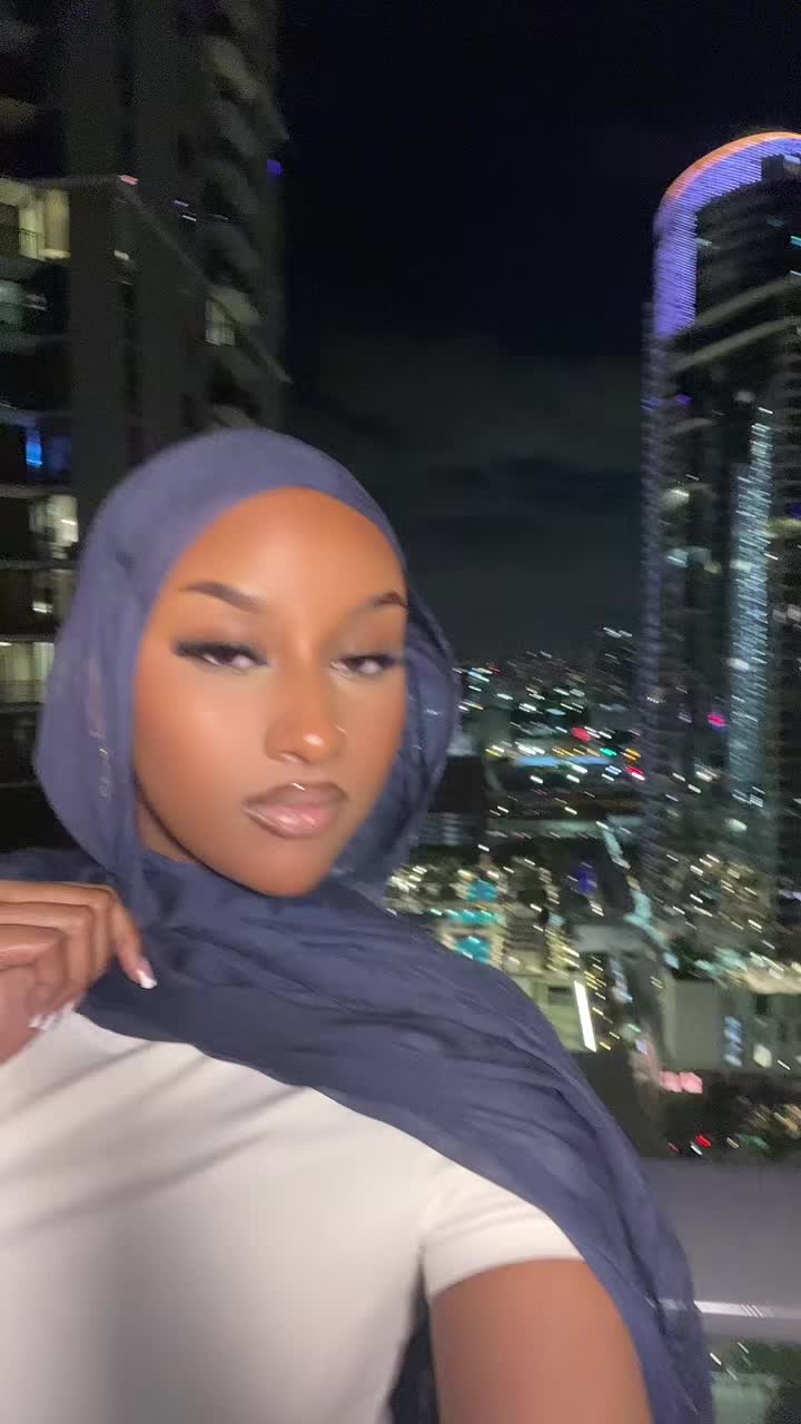 @𝒮