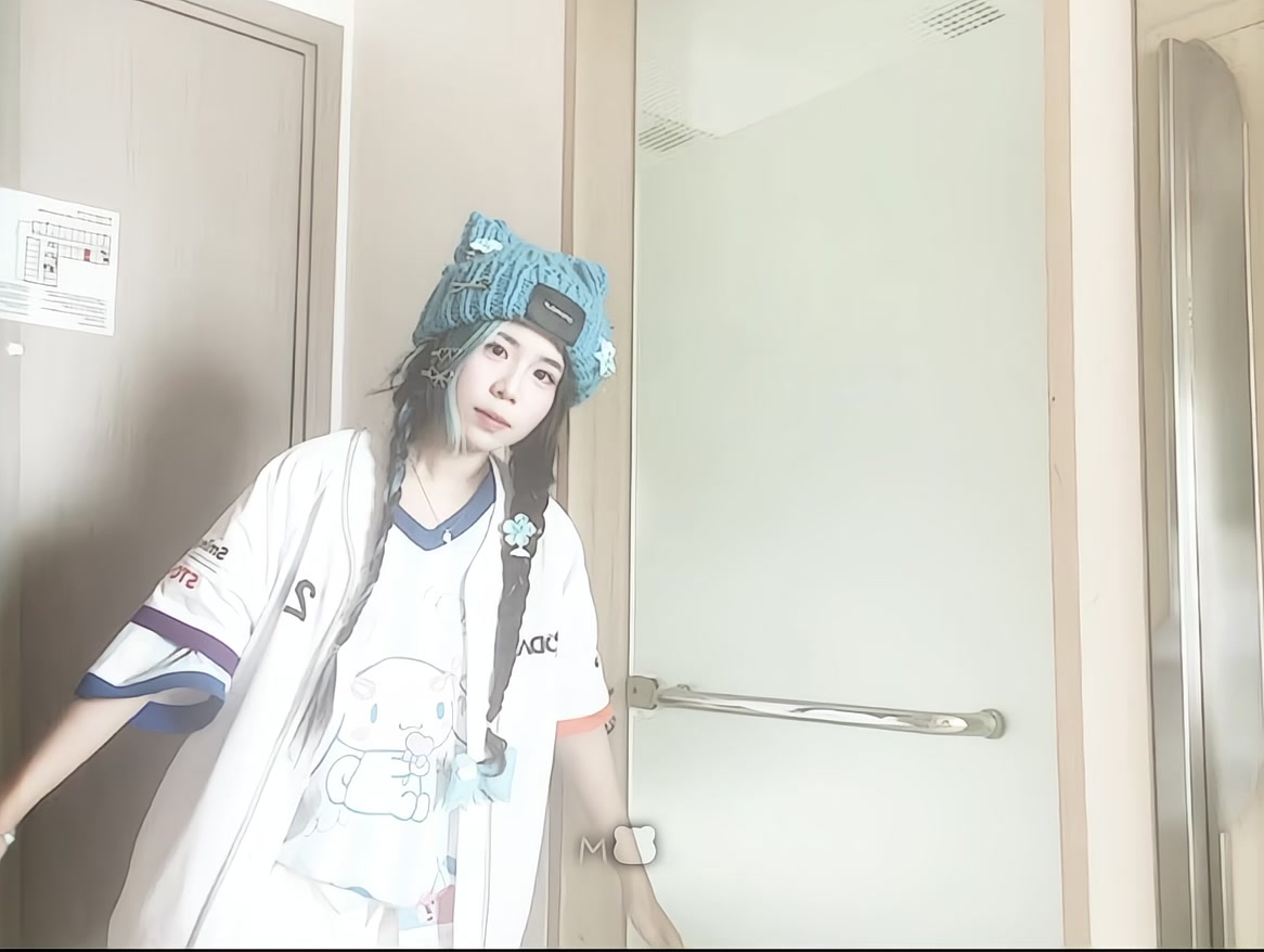 @M.