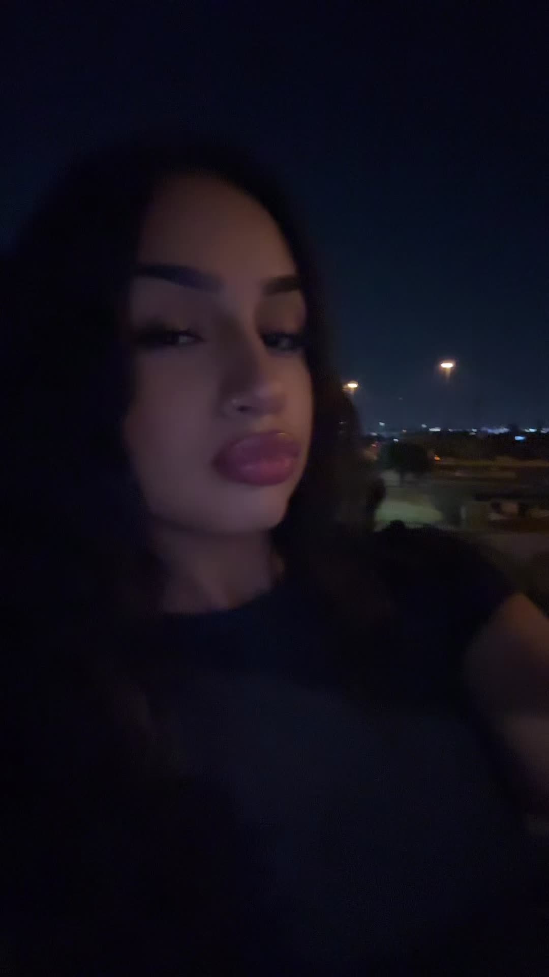 @z🌟