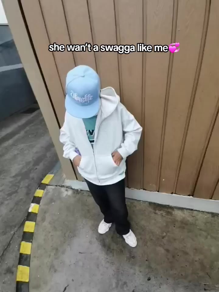 @JayJayy