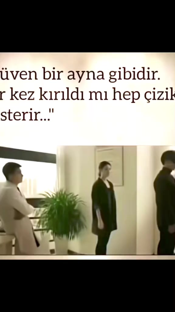 @Qızıl g&uuml;l&uuml;n etri🌹🌹🌹