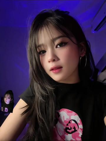 @Lily-
