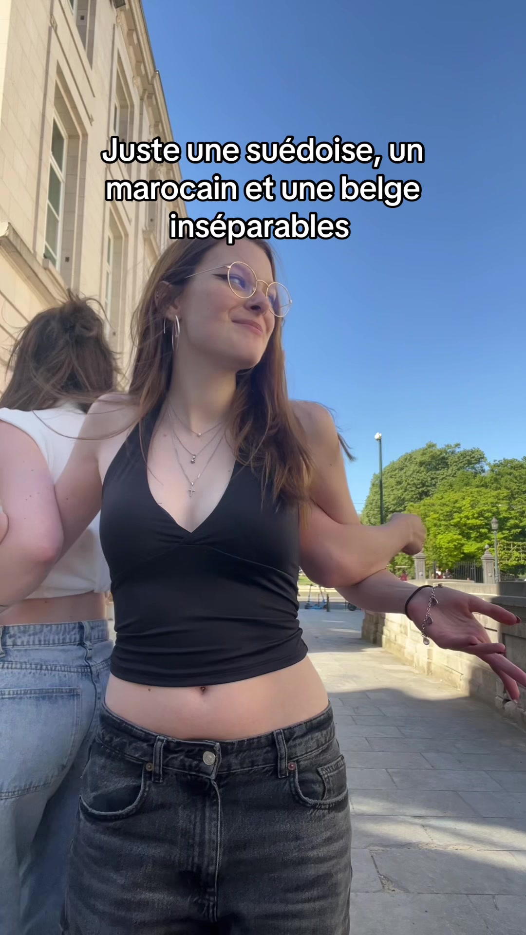 @𝑳𝒂𝒖𝒓𝒂.𝒇𝒕𝒉