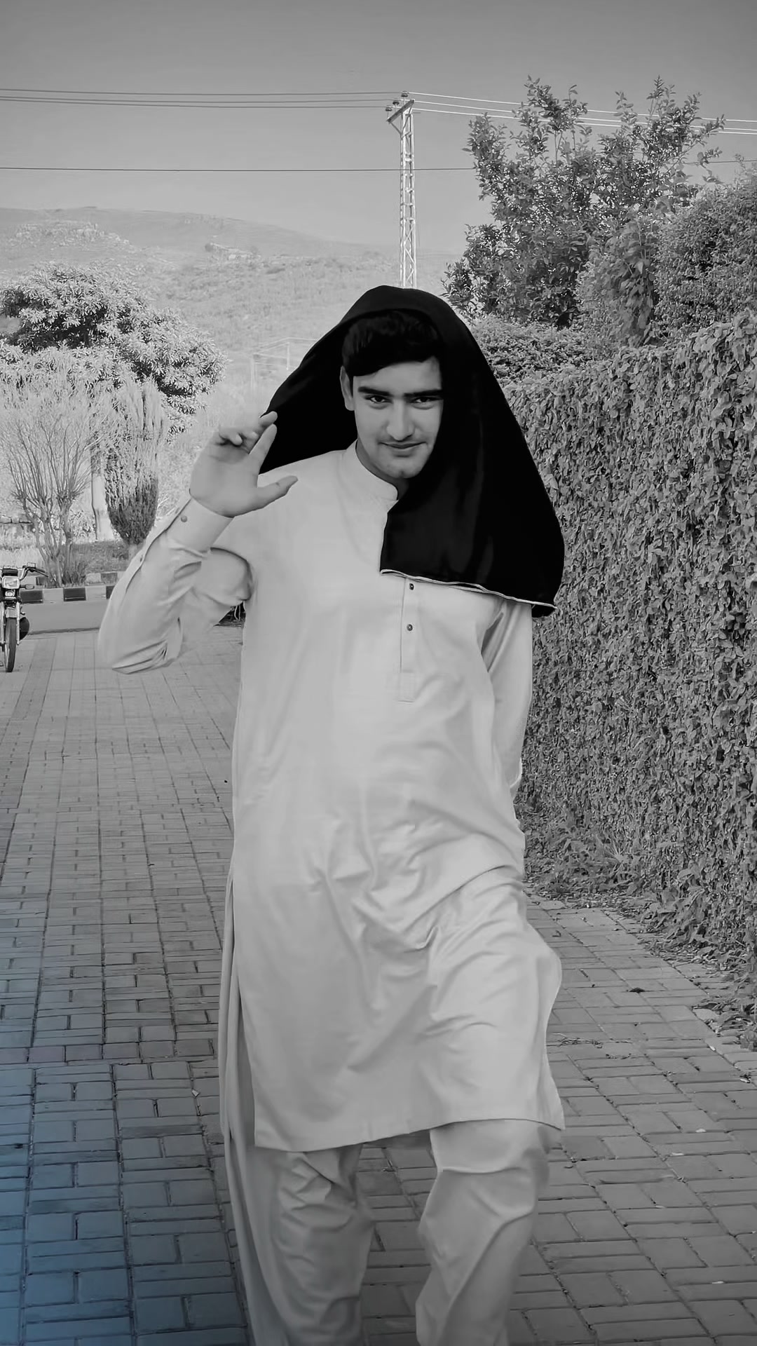 @دلاور نیازی کہتے ہیں 🥷🦅👑😈✅