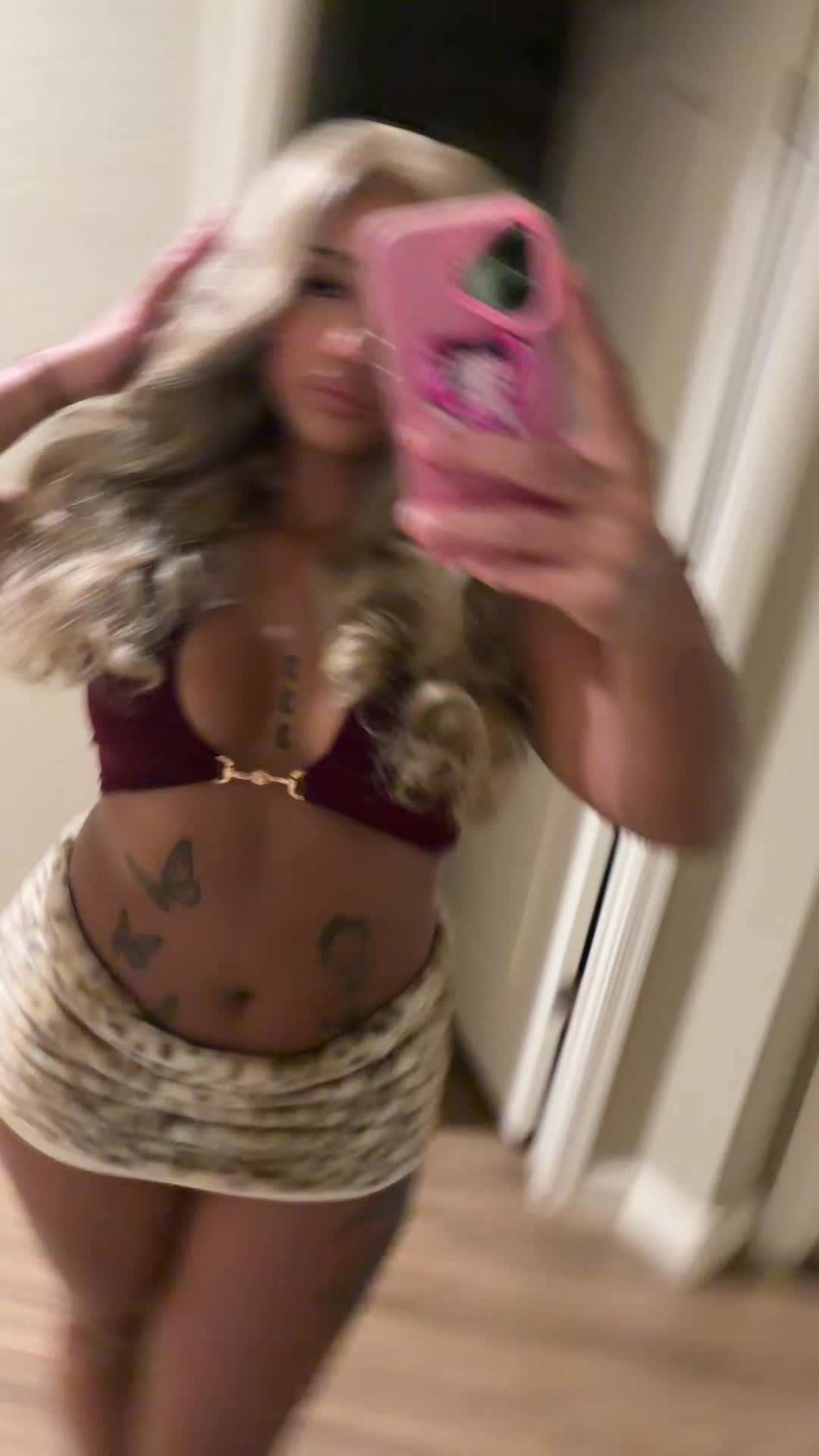 @𝒂𝒏𝒊𝒔𝒔𝒂💋