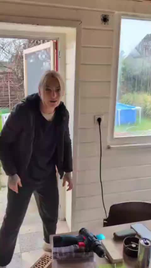 @Christina