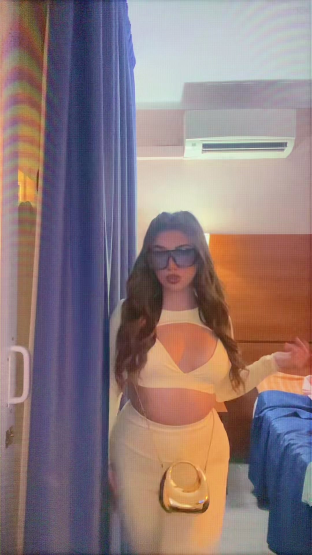 @𝓝.𝓖.𝟏𝟕