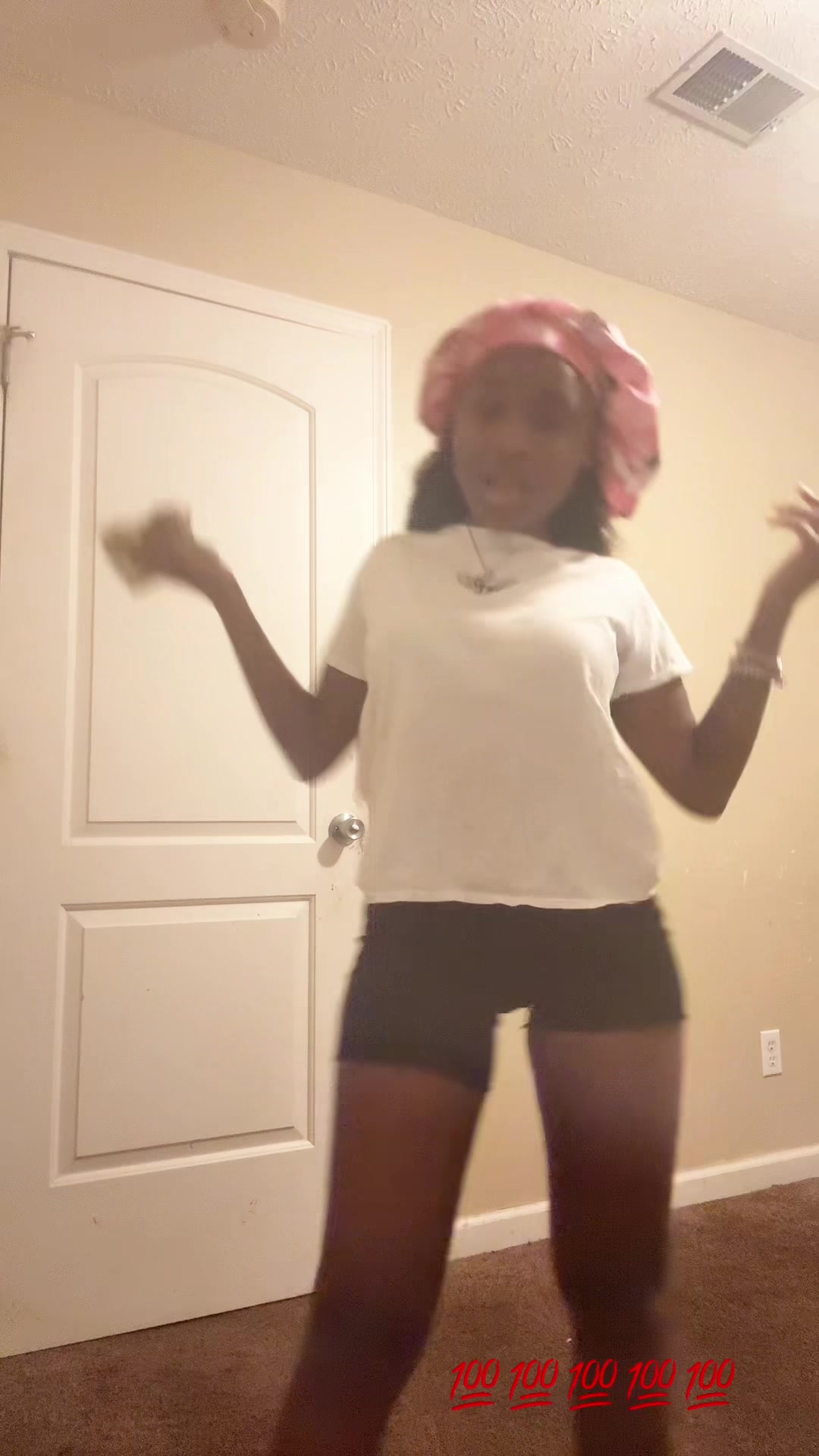 @Prettylilmiya