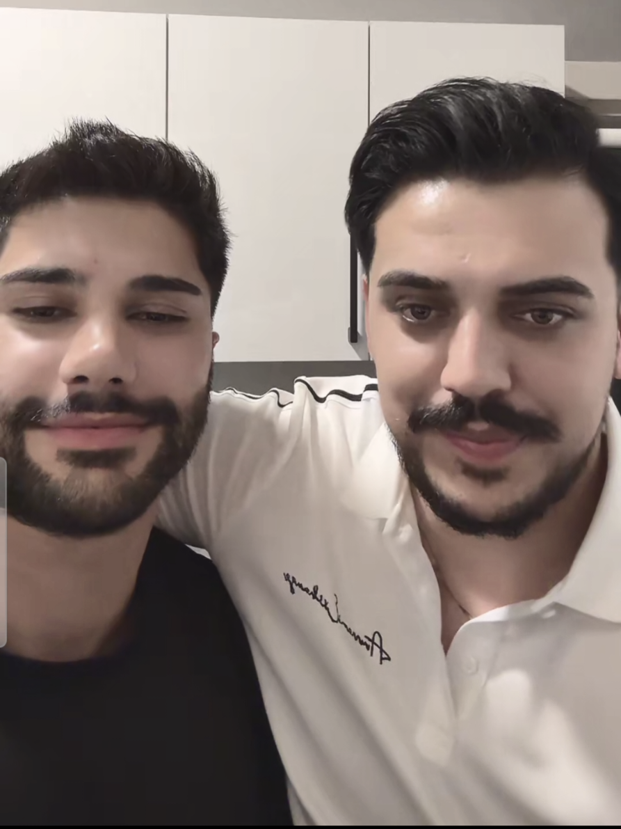 @Akhundova♡