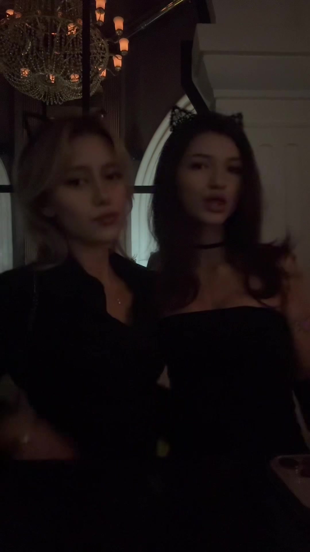 @𝙴