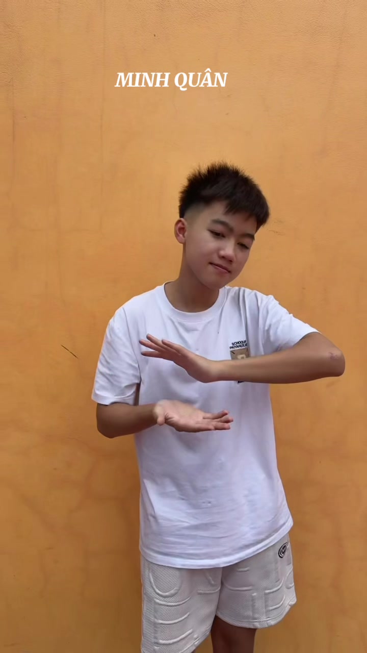 @Chị Ớt Đỏ ( MinMin TV)
