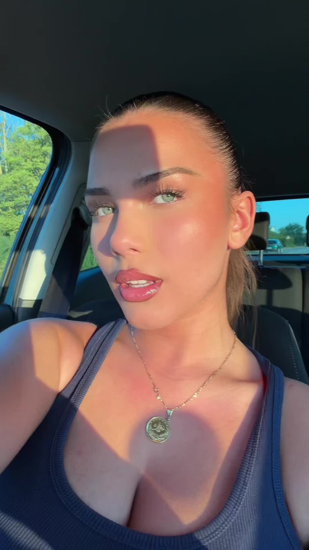 @elina