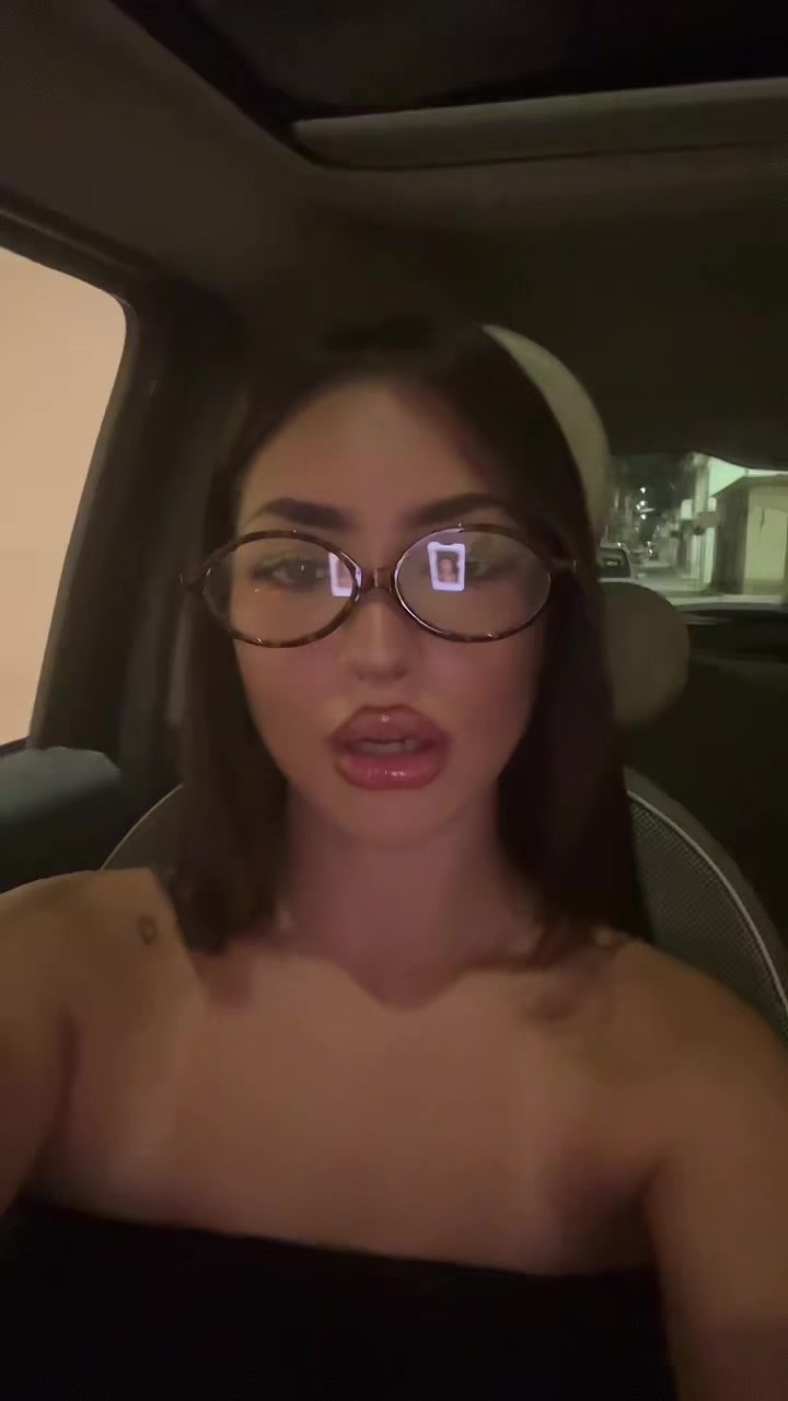 @𝑴𝑨𝑹𝑻𝑰𝑵𝑨🦂