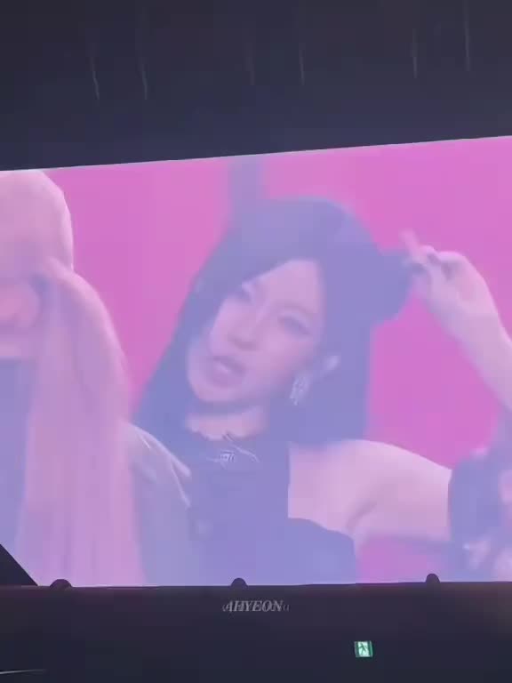 @๐จ๐ฏ๐๐ฌ๐ถ๐ต