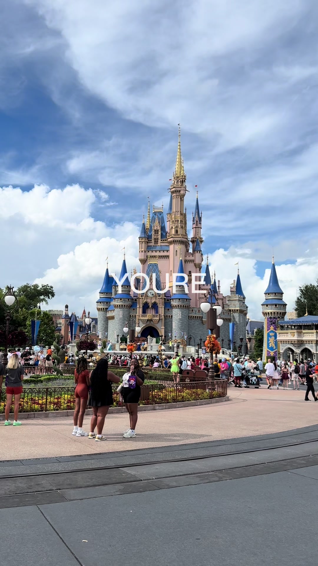 @Christina | Disney & Cruises