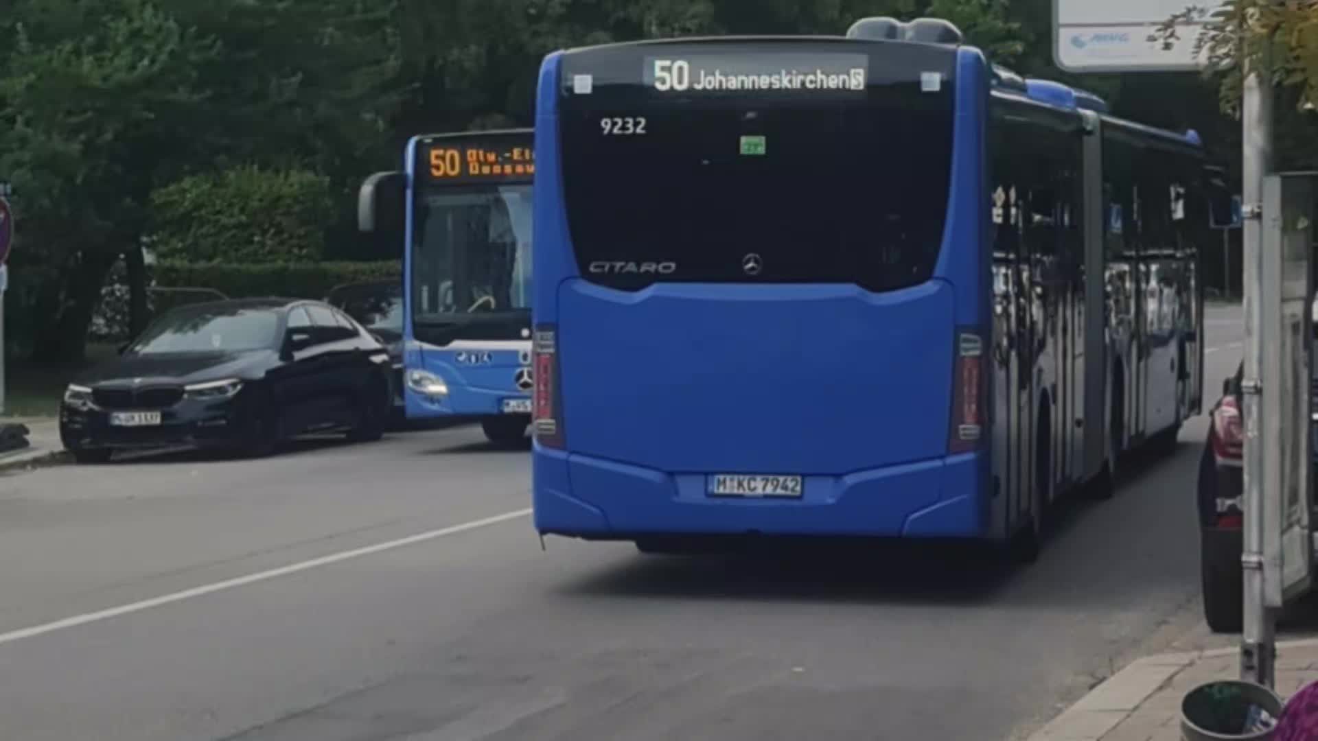 @Sara J.O Busfan München