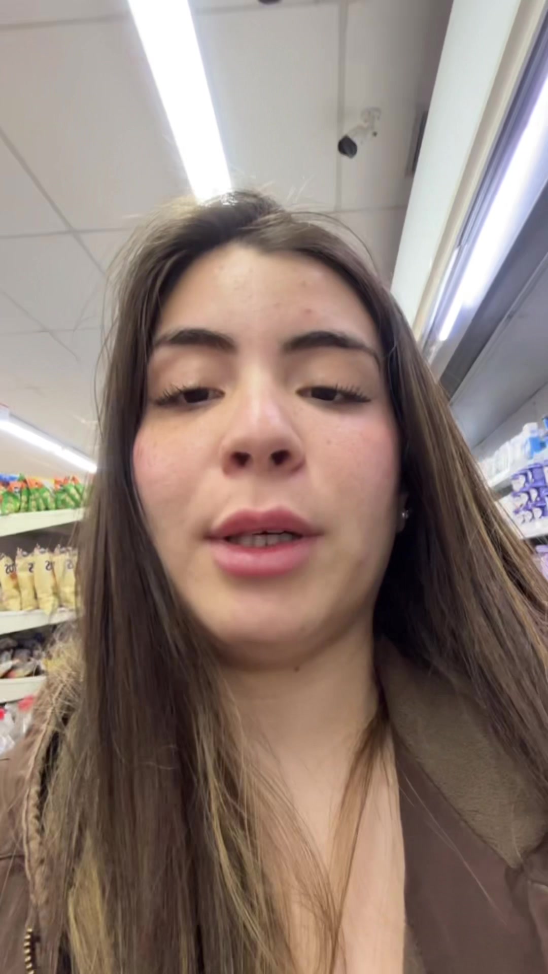 Nahii🌷 (@nahii_caceres) - Urlebird