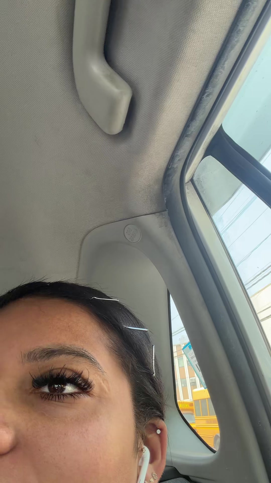 @MIKAYLA SARAVIA