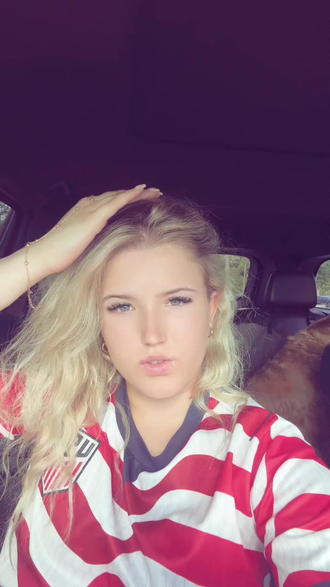 @zoezozo1111