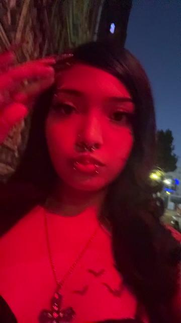 @shootthepartyupp