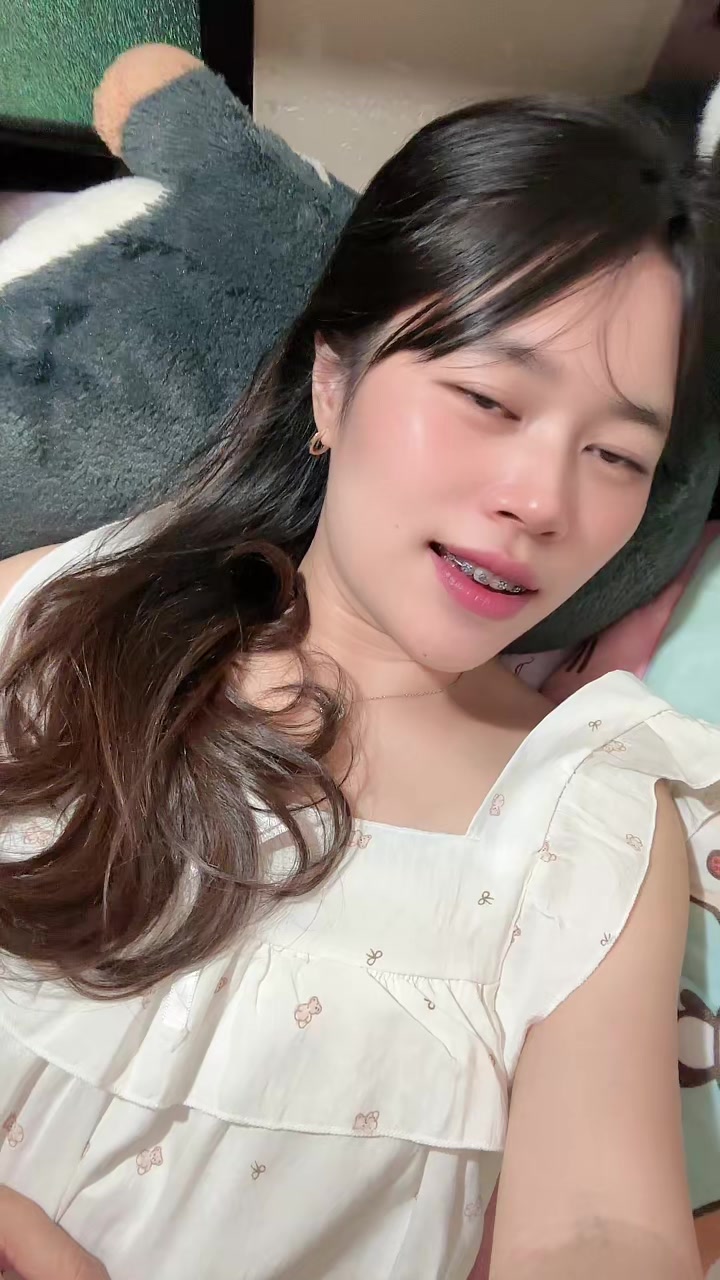 @๐ฅ๐ค